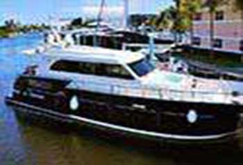 paradise motor yacht